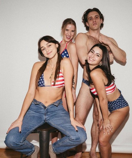 Stephanie D Agostini sexy star image