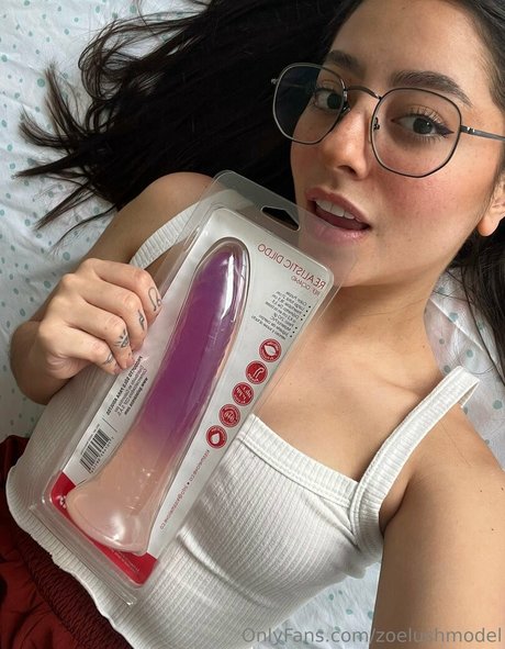 zoelushmodel star xxx photo