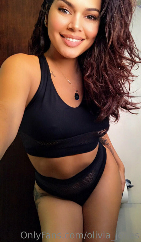 olivia jones2 model art galleries