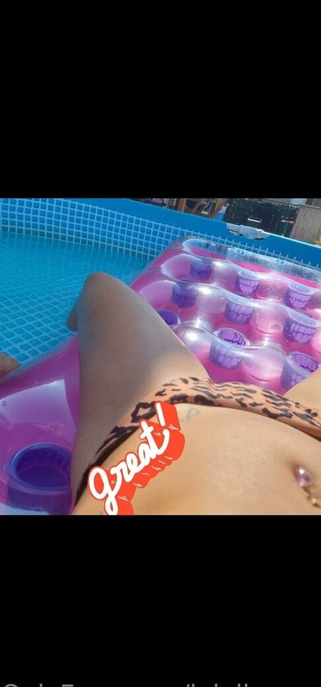 lalollymoni sex pornstar img