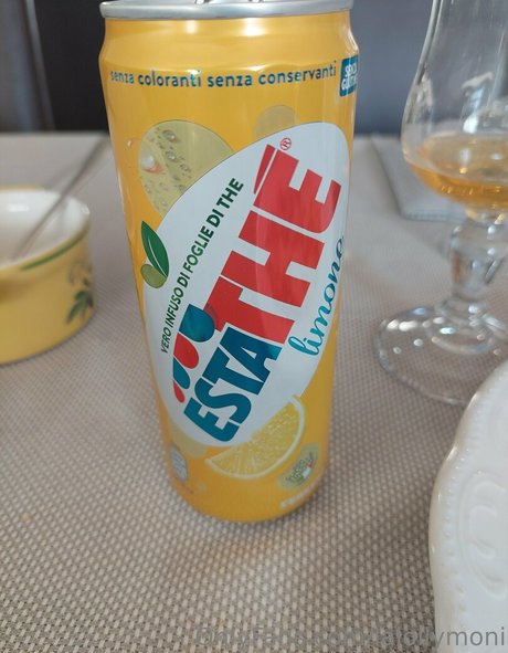 lalollymoni high quality pornstar pictures