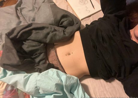 redmadmoodfree perfect actress pictures