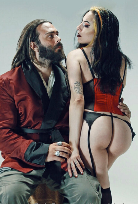 lionofthebay actress photos