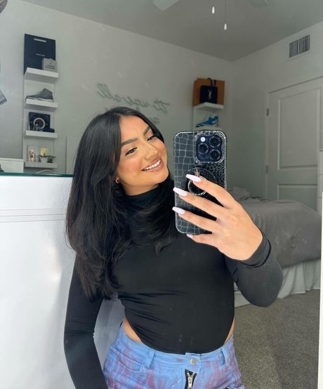 Tatiana McQuay hd model photos