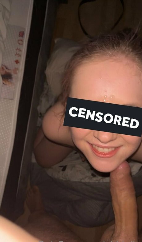 queenabbi sex model pics