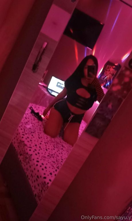 sayu y pornstar sexy pictures