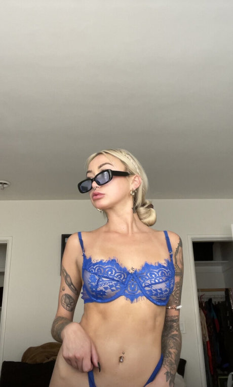 Blondeanime star sexy gallery