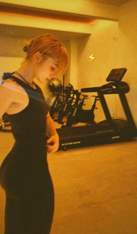 claaragalle model xxx pictures