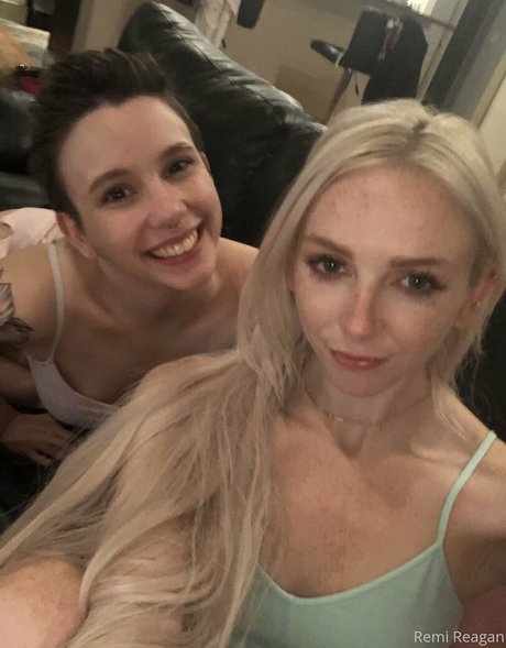 remireagan hot model pictures