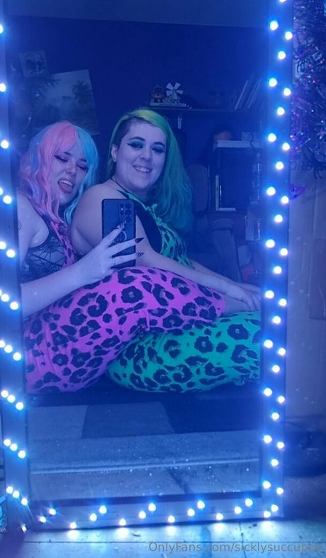 sicklysuccubus adult model img