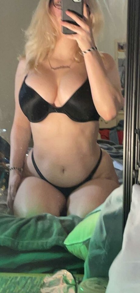 Xfume hot model gallery