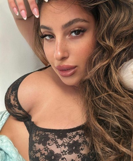 Ortal Zfania pretty model pic