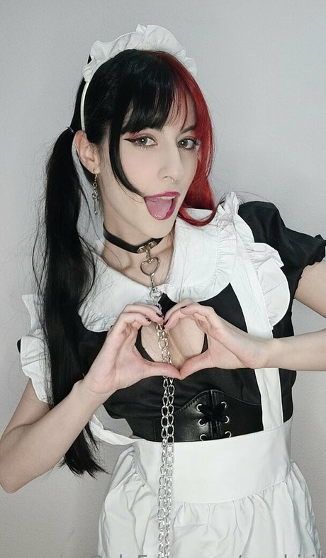 Morhiril Cosplay actress photos