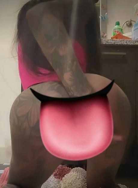 luvenchanting model beautiful galleries