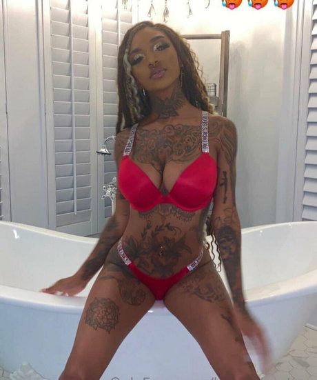 luvenchanting star nude galleries