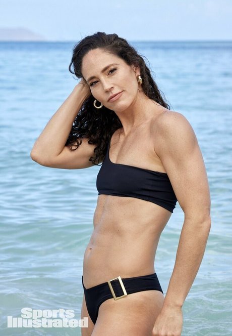 Womens College Basketball top actress photo