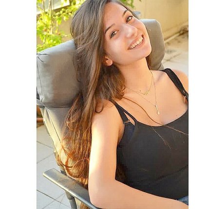 Sapir Hazansky model xxx gallery