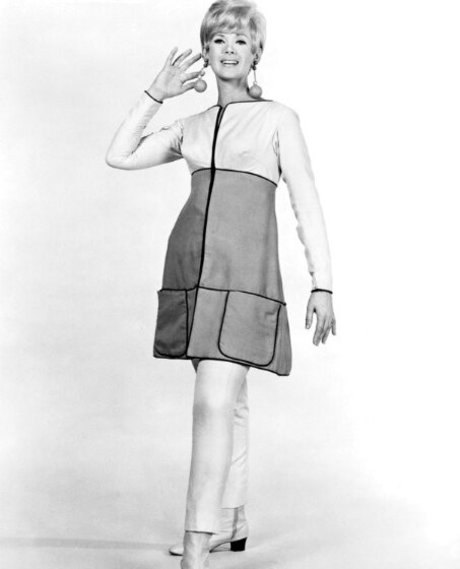 Connie Stevens star free gallery