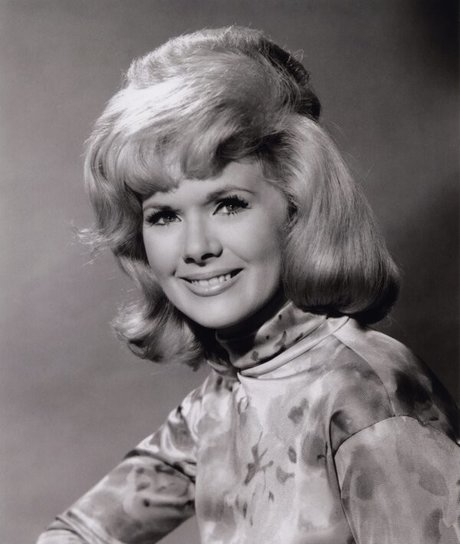 Connie Stevens xxx star gallery