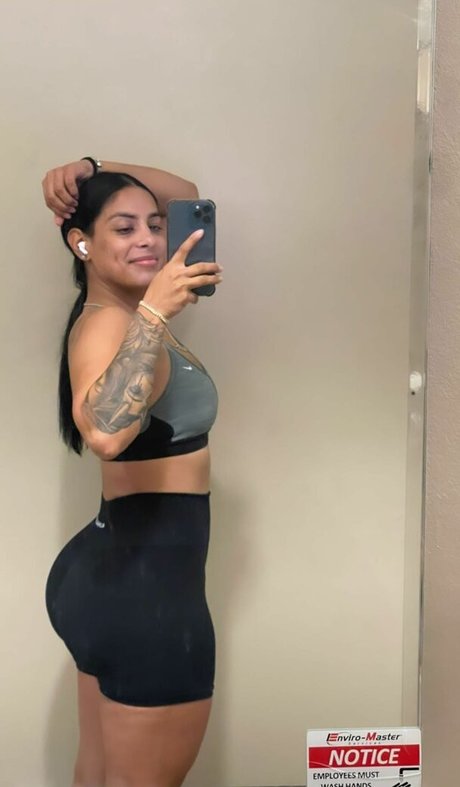 janibel b Profile pic