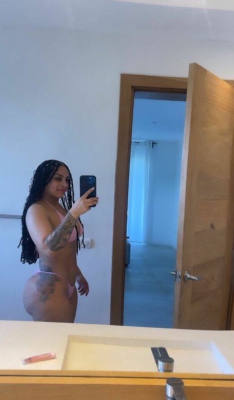 janibel b erotic actress galleries