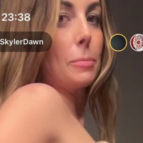 SKYlerH bby perfect model photo