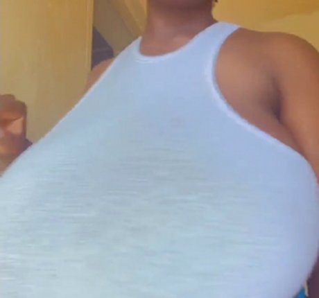 Chanel La Croix porn actress gallery