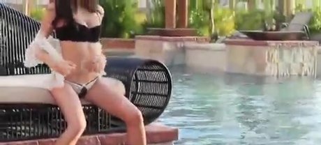 Beth Williams sexy pornstar pictures