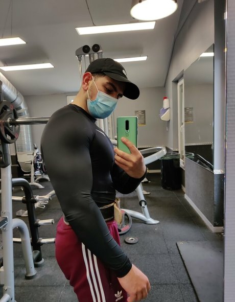 growingthick star erotic archive