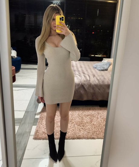 Mirtillaa M nice pornstar pics