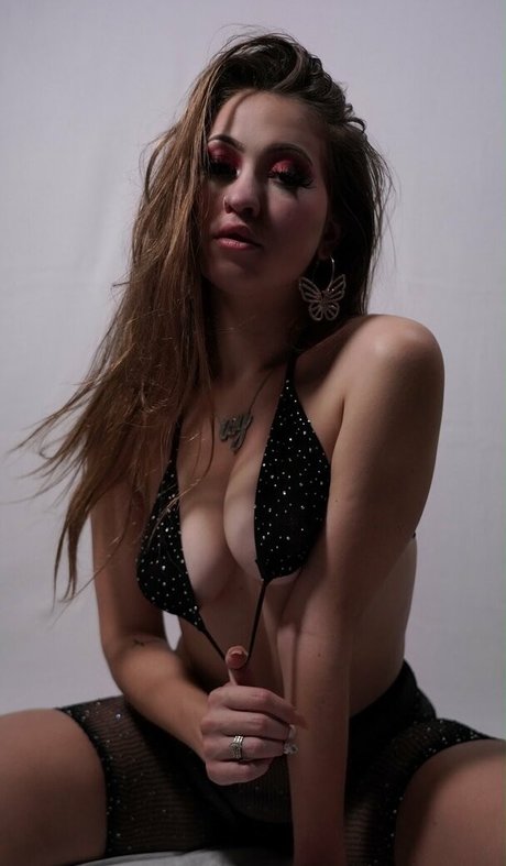 Slushpuphub sexy star image