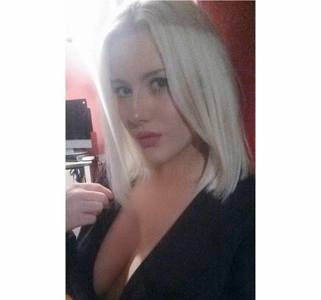 Bethany Koko model high quality pics