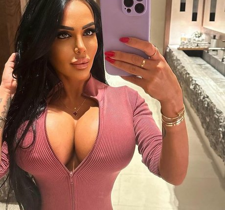 Holly James pornstar exclusive photos