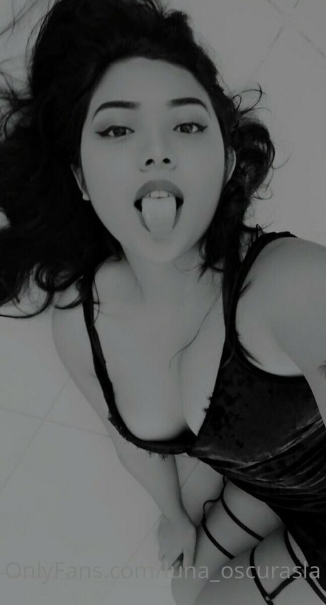 luna oscurasla art actress picture