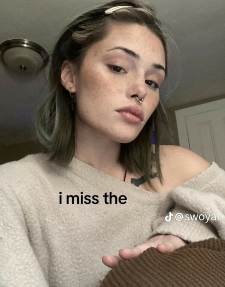 Swoyal xxx pornstar gallery