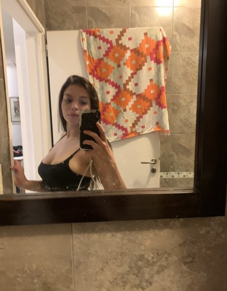 Nosoyluksi hot actress images