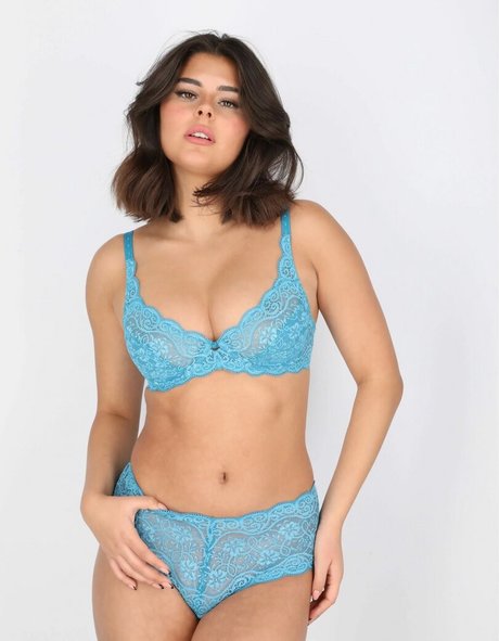 Michelle Algrabli model best galleries