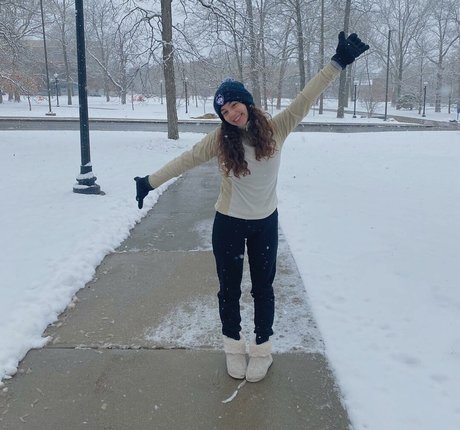 Gali Golan star free images