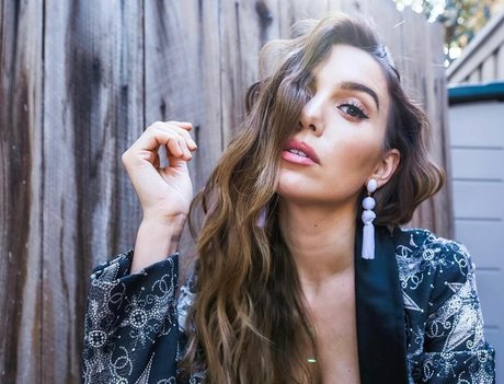 Christy Carlson Romano Profile pic