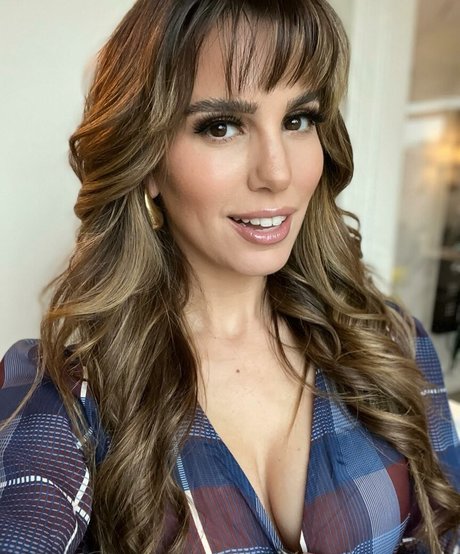 Christy Carlson Romano sex actress archive