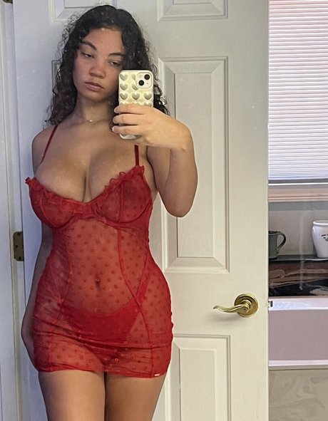 lilllyyy242 model high quality pics