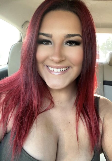 Aisley Montgomery hd actress galleries