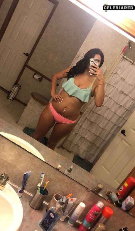 Aisley Montgomery beautiful model archive