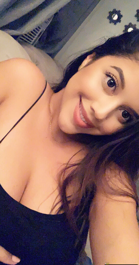 Rocio Aponte beautiful model photo