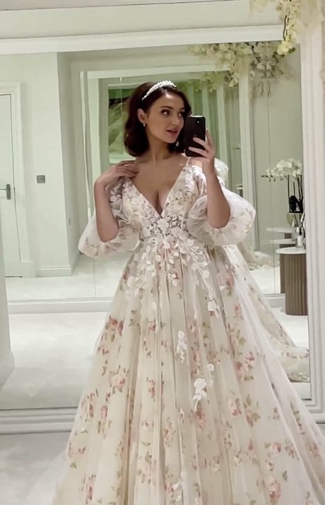 Sophie Wallace model erotic picture