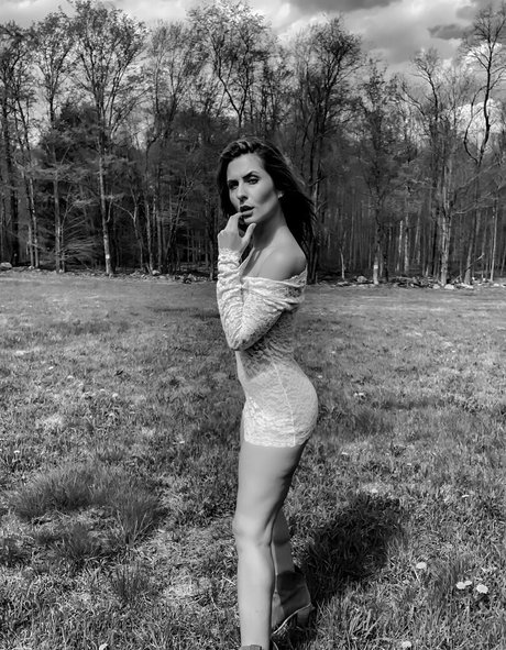 missdannigibson high quality actress photo