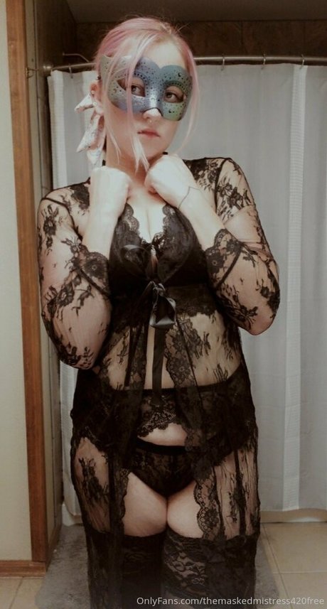 themaskedmistress420free naked actress gallery