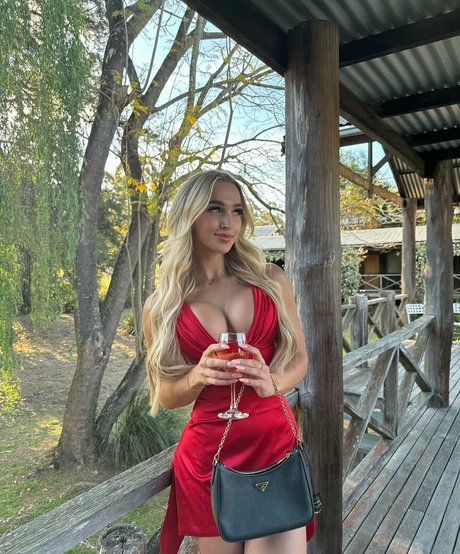 Frannih adult model image