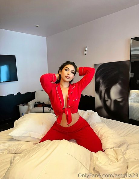 astrala23 pornstar nude pictures
