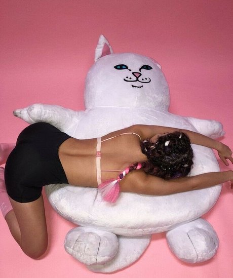 Teo Marcella pornstar exclusive pics